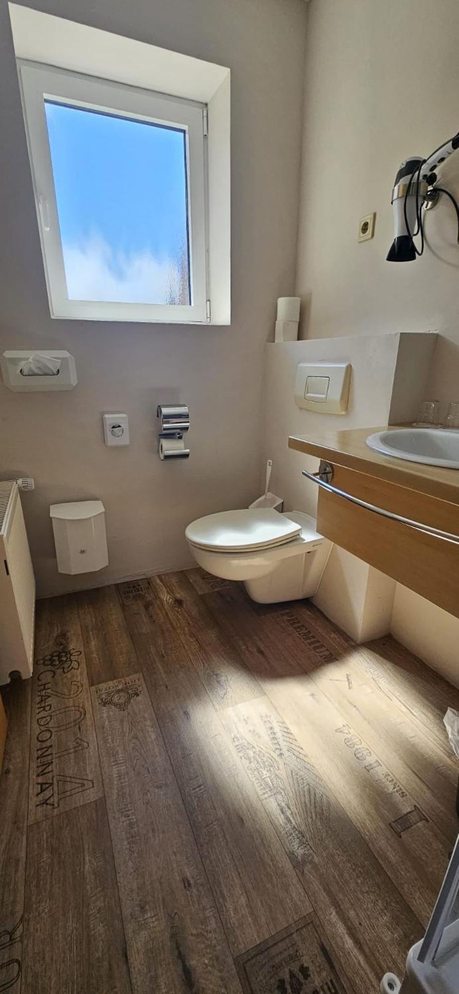 Hotel Am Deich 노르다히 외부 사진