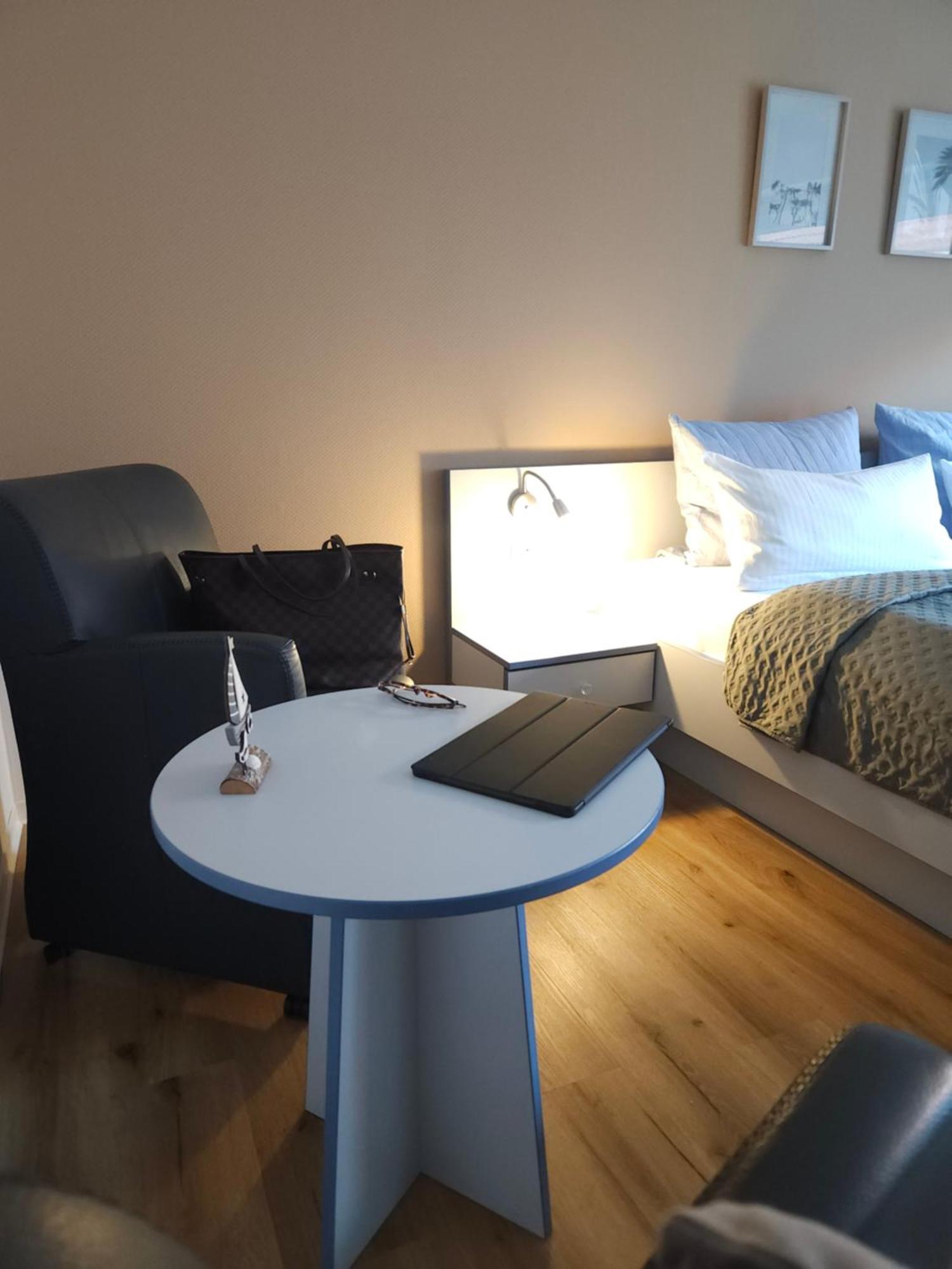 Hotel Am Deich 노르다히 외부 사진