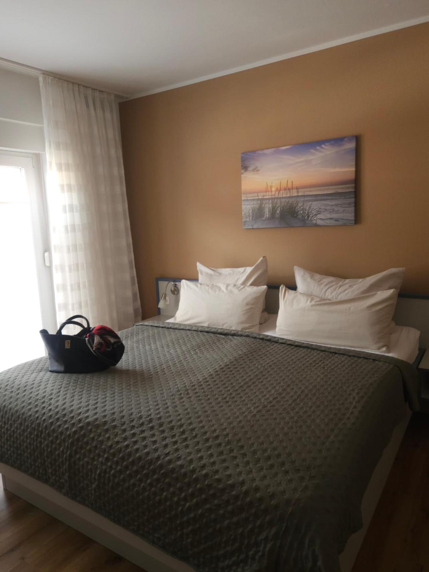Hotel Am Deich 노르다히 외부 사진